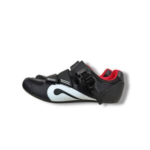 Peloton Cycling Shoes EU 39 Womenโs US 8-8.5 Menโs US 6-6.5 Black Spin Bike